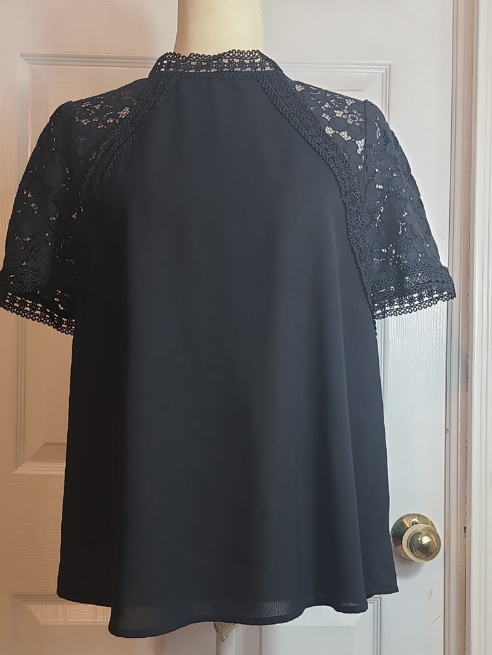 Entro Lacey Blouse